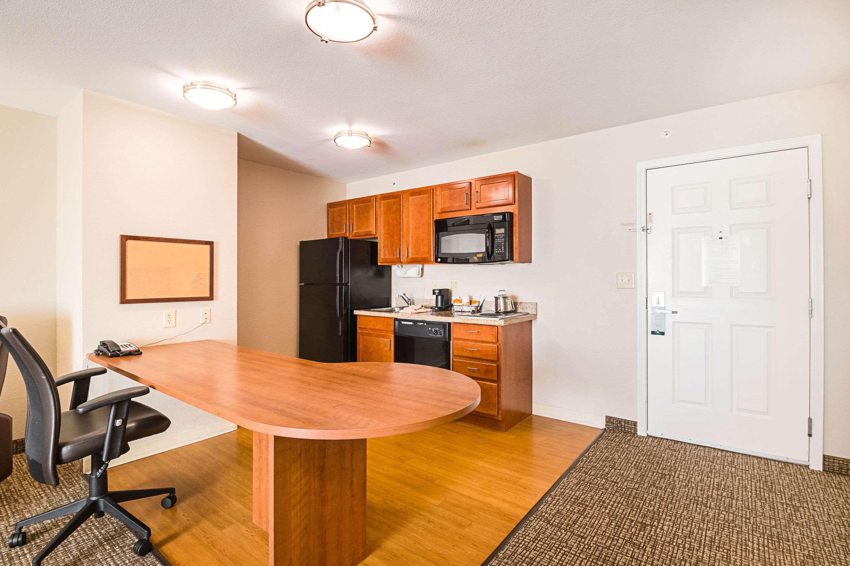 Suburban Extended Stay Hotel Waterloo - Cedar Falls - Cedar Valley 외부 사진