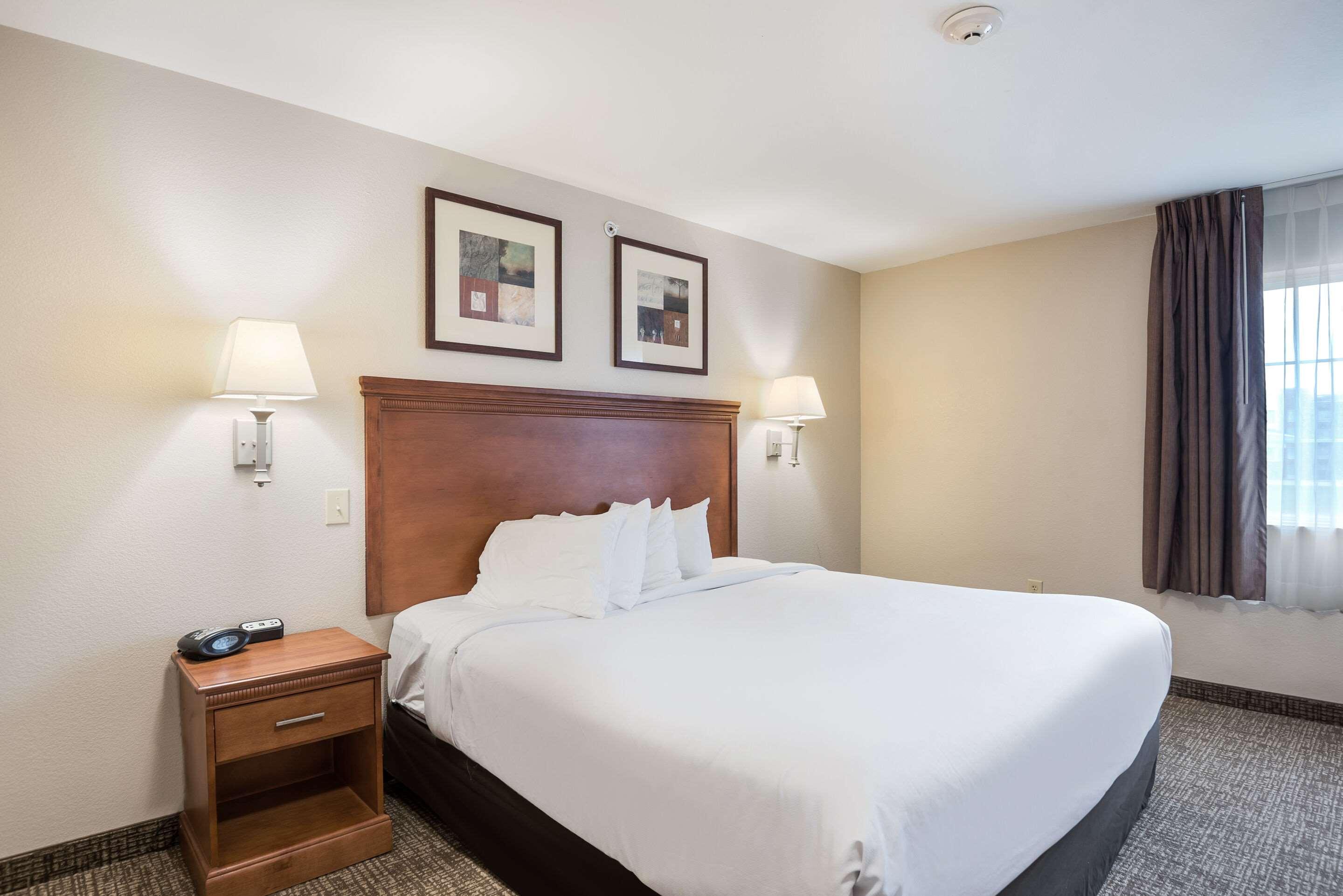 Suburban Extended Stay Hotel Waterloo - Cedar Falls - Cedar Valley 외부 사진