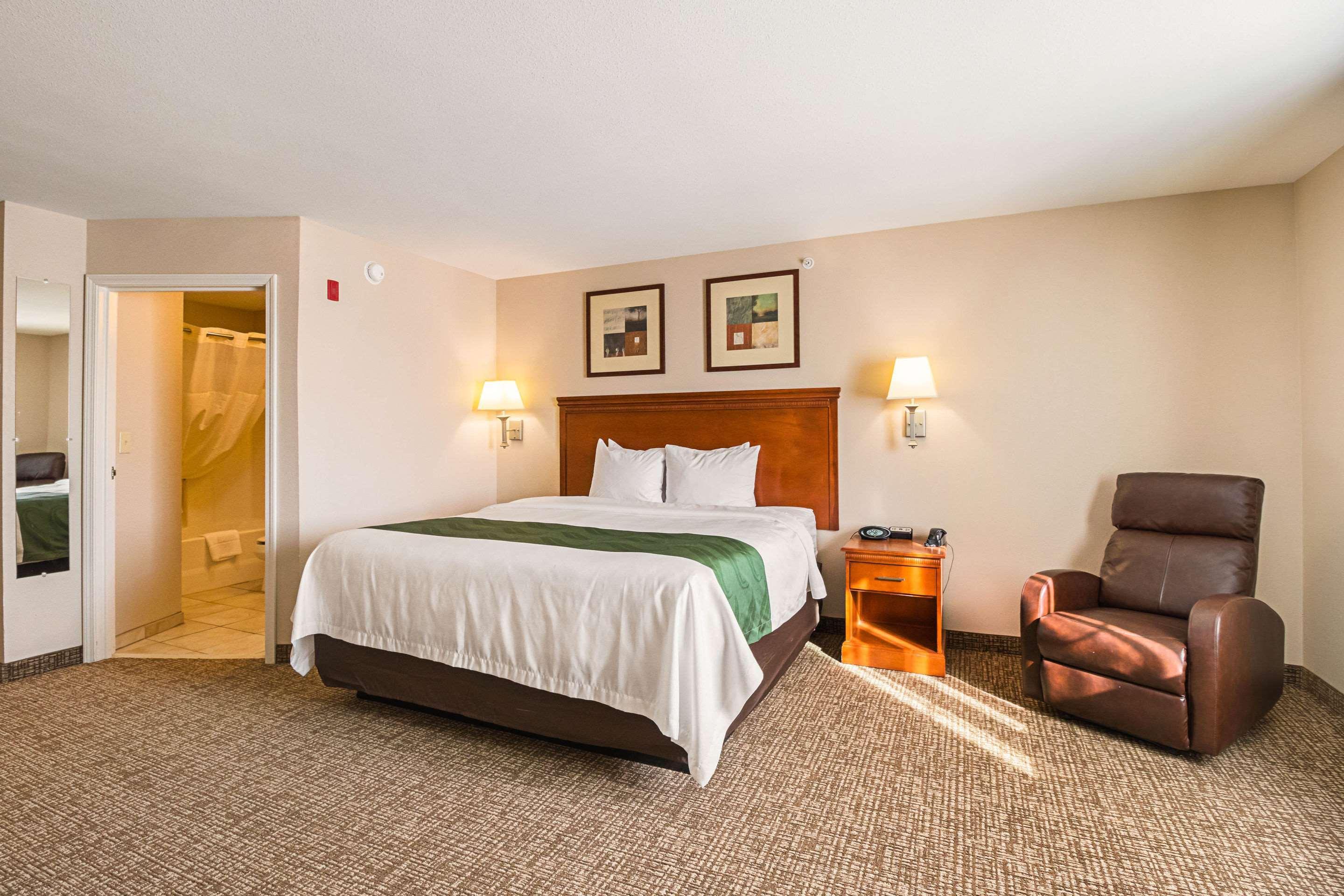 Suburban Extended Stay Hotel Waterloo - Cedar Falls - Cedar Valley 외부 사진