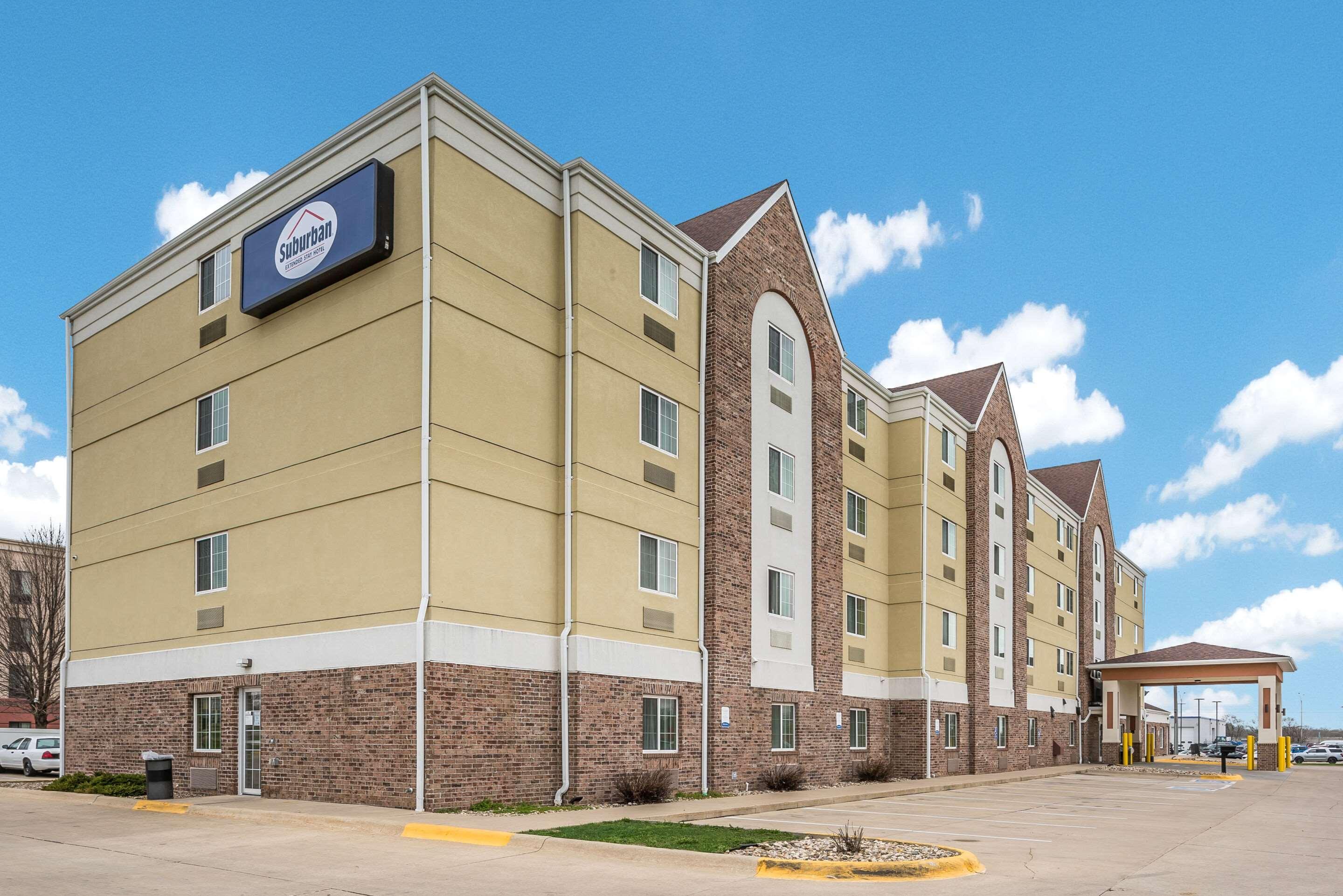 Suburban Extended Stay Hotel Waterloo - Cedar Falls - Cedar Valley 외부 사진